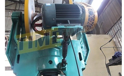 Pressa di forgiatura a vite a scatto pneumatico a scorrere di 600 mm per varie applicazioni