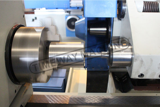 Potente macchina di rettifica cilindrica universale da 4 kW UG-200 G-320 per rettifica di precisione