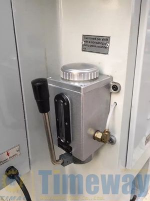 1.5kW Potenza macchina di rettifica idraulica di superficie sella tipo mobile peso 850 kg