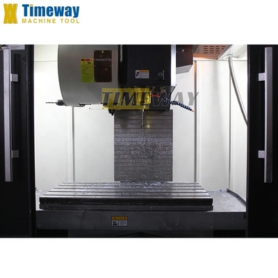 GSK/Fanuc/Siemens Control 3 Axis Vertical Machining Center con 1100mm X Table Travel