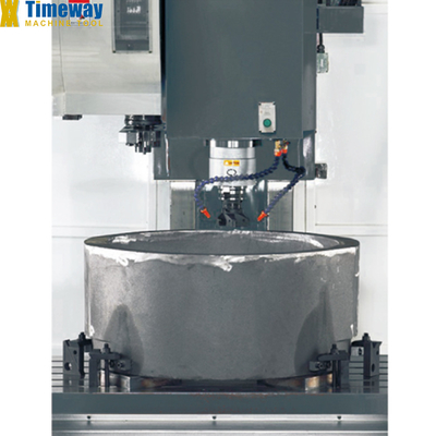 1360x700 Dimensione del tavolo 3-asse VMC1370 Verticale Centrale di lavorazione Macchina CNC fresatura