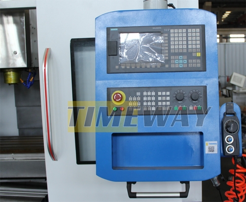 8000 20000 giri/m Velocità del mandrino VMC1060 Centro di lavorazione verticale del metallo per la produzione