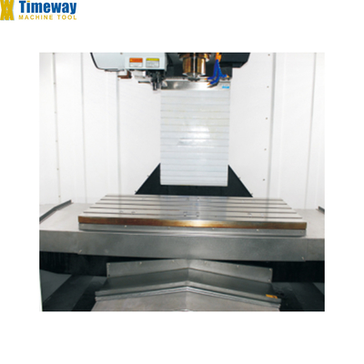0 6000 giri/m Velocità del mandrino VMC 1370 Centro di lavorazione CNC verticale per la fresatura dei metalli