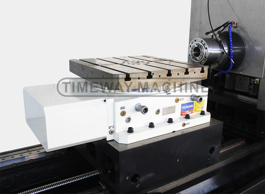 Accuratezza di posizionamento ± 0,008 HMC 800 CNC Centro di lavorazione orizzontale per la fresatura liscia