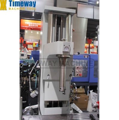 Massimizza la tua produzione con T8018A cilindro di perforazione macchina 140-610 r/min velocità di mandrino
