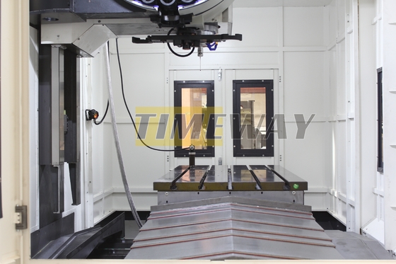 4300 2920 3710 mm Tavola da lavoro Dimensione VMC1690G Centro di lavorazione verticale Macchina di fresatura CNC