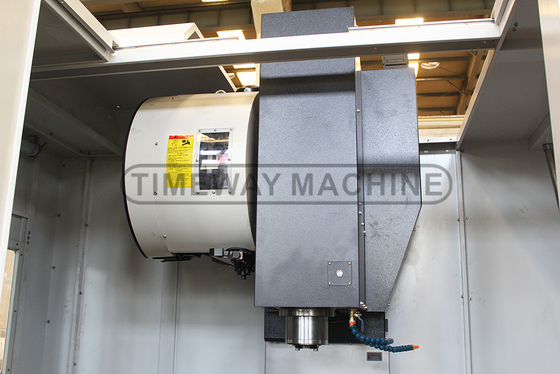 Vmc Centrale di macchine Fusole di precisione Verticale Centrale di lavorazione Macchine di fresatura VMC1270