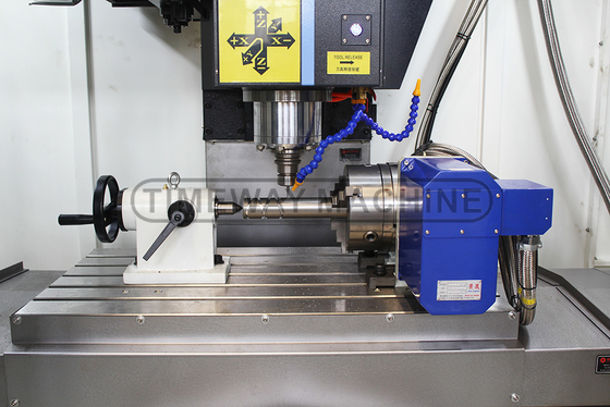 36/36/36 velocità di alimentazione rapida VMC855G CNC centro di lavorazione verticale per la lavorazione dei metalli