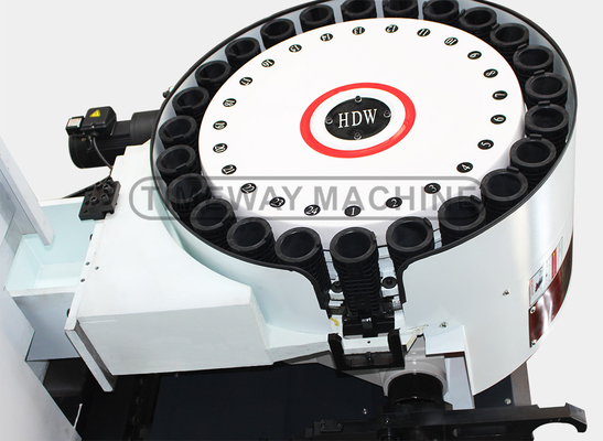6 s Min. Tempo di cambio utensile VMC1370L Centro di lavorazione verticale a 3 assi con sistema CNC